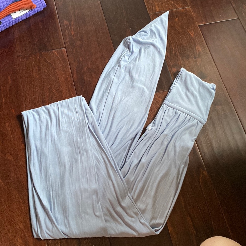 Tie top